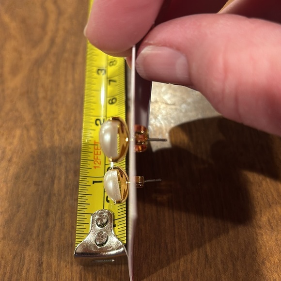 Kate Spade Brilliant State earrings. Color cream and gold. New with tags - Picture 6 of 6